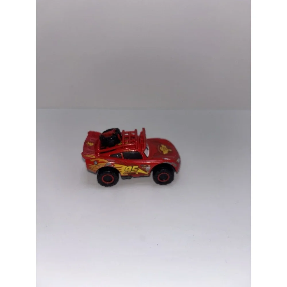 Die-cast‎ Lightning McQueen from Disney/Pixar Cars Off Road McQueen